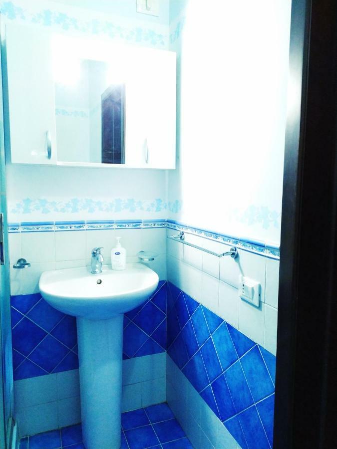 Apartment Basile Палермо Екстер'єр фото